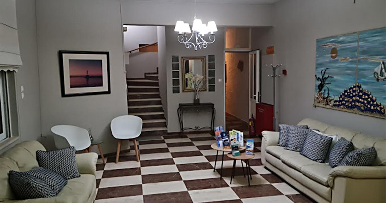 Cozy Corner Vs Beachfront Stalos Bagian luar foto