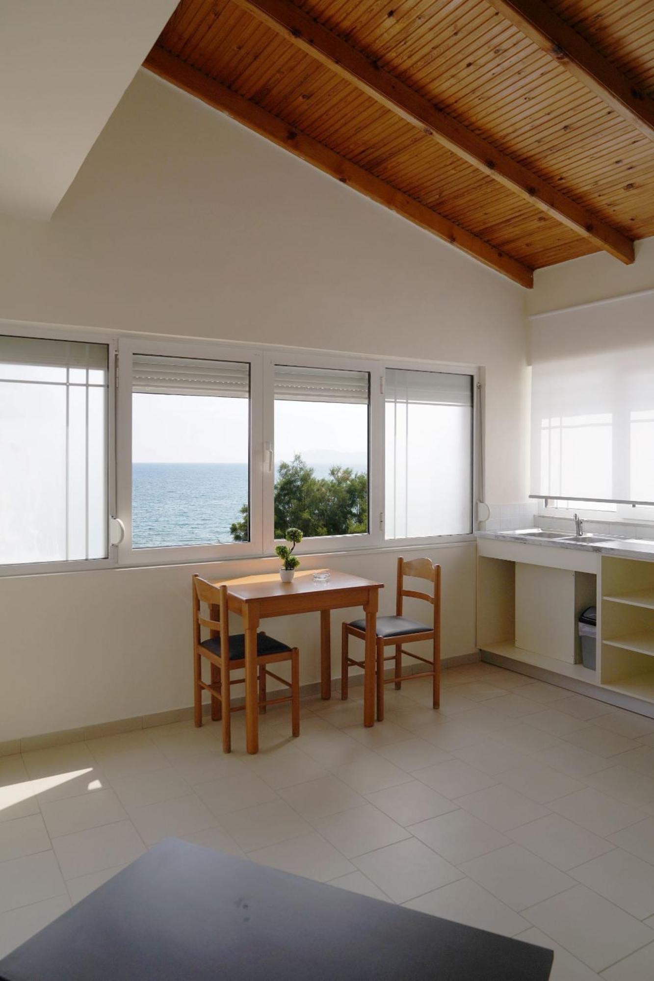 Cozy Corner Vs Beachfront Stalos Bagian luar foto