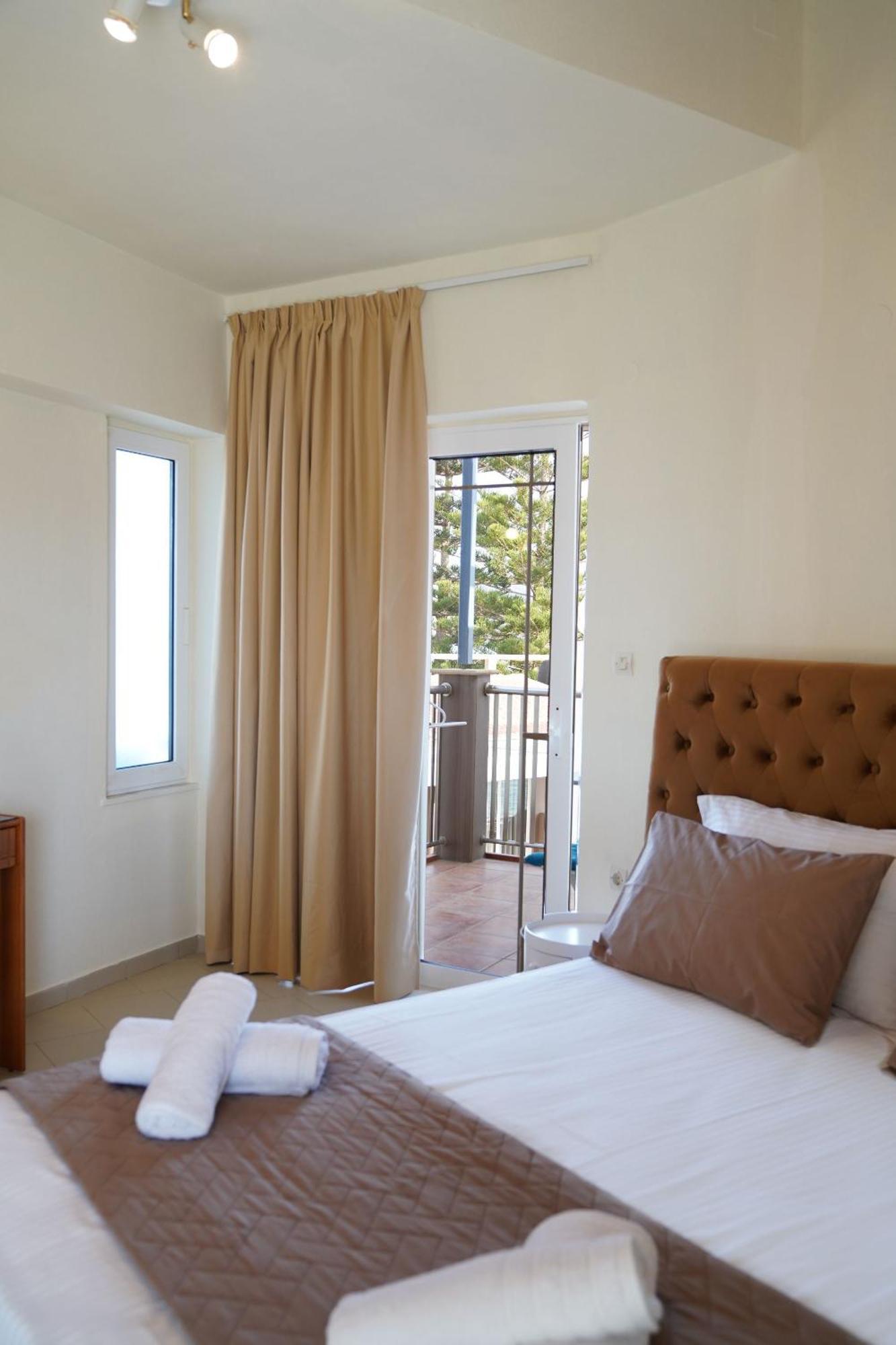 Cozy Corner Vs Beachfront Stalos Bagian luar foto
