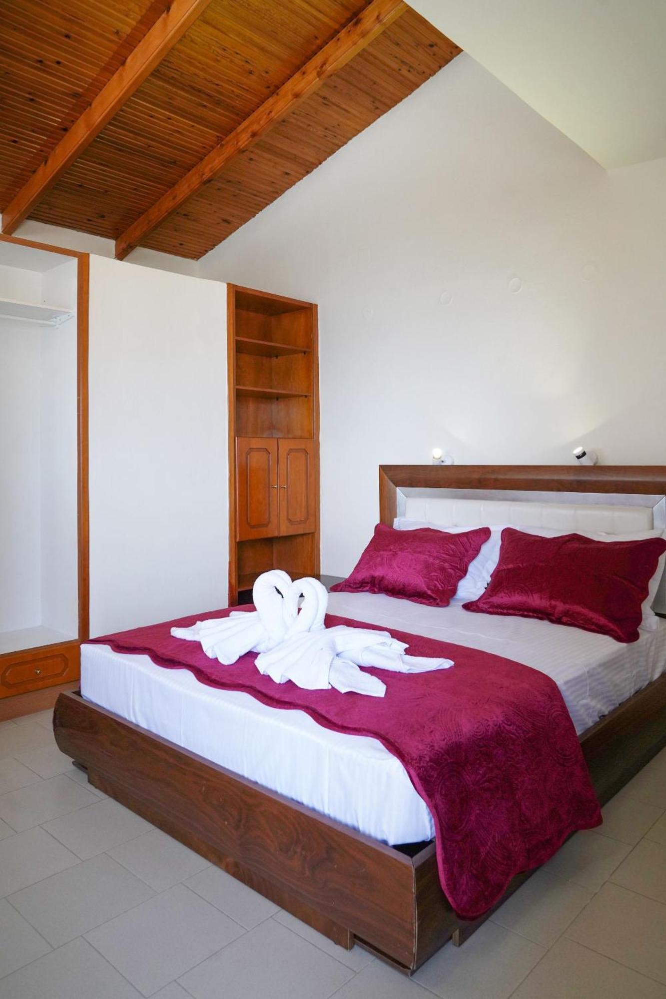 Cozy Corner Vs Beachfront Stalos Bagian luar foto